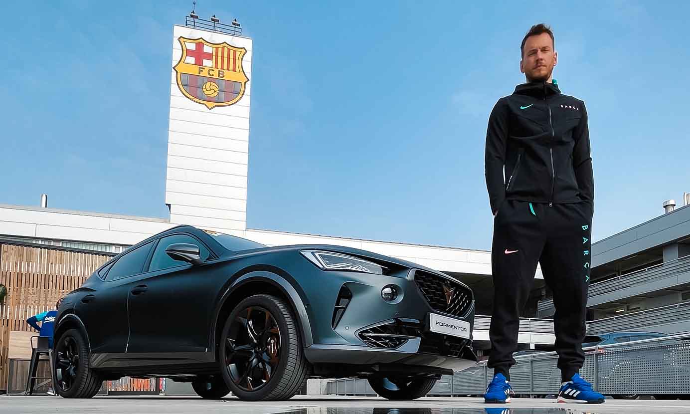 Cupra Hands Over Their Customised Models To FC Barcelona Players