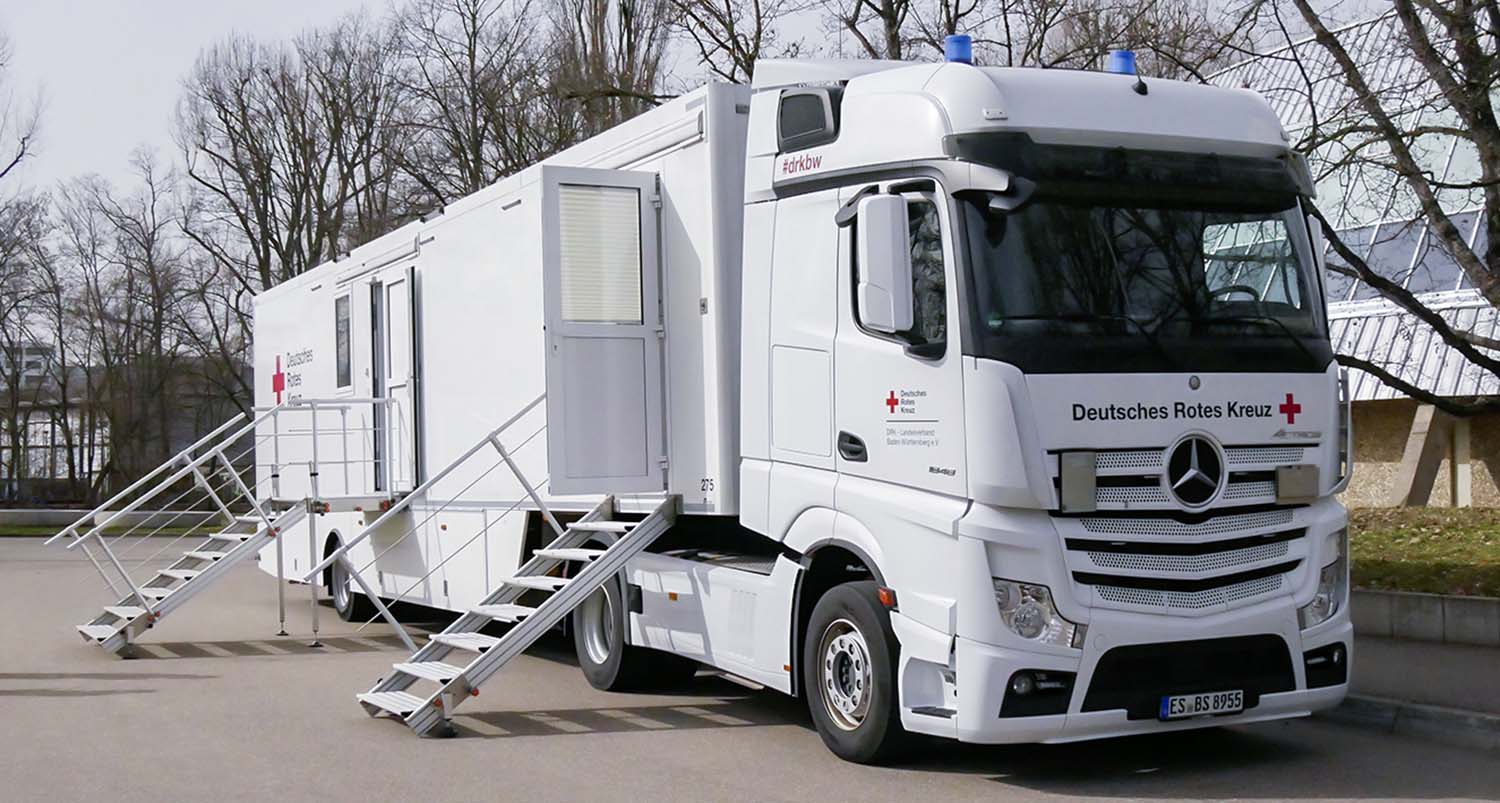 Mercedes-Benz Actros – COVID-19 Mobile Vaccination Lab For The Rems-Murr District