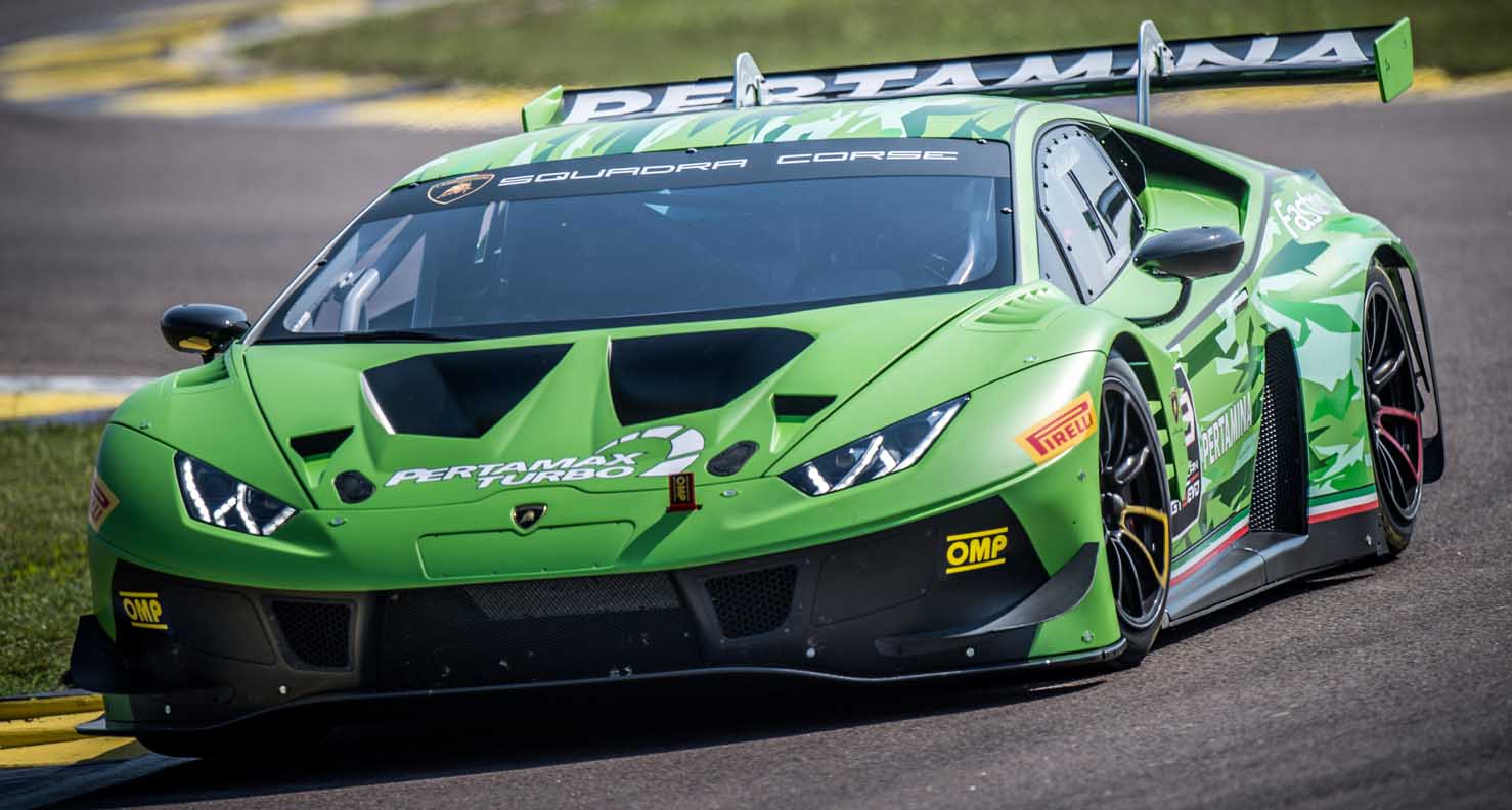 Lamborghini Celebrates Production Of The 400th Huracán Racing Car