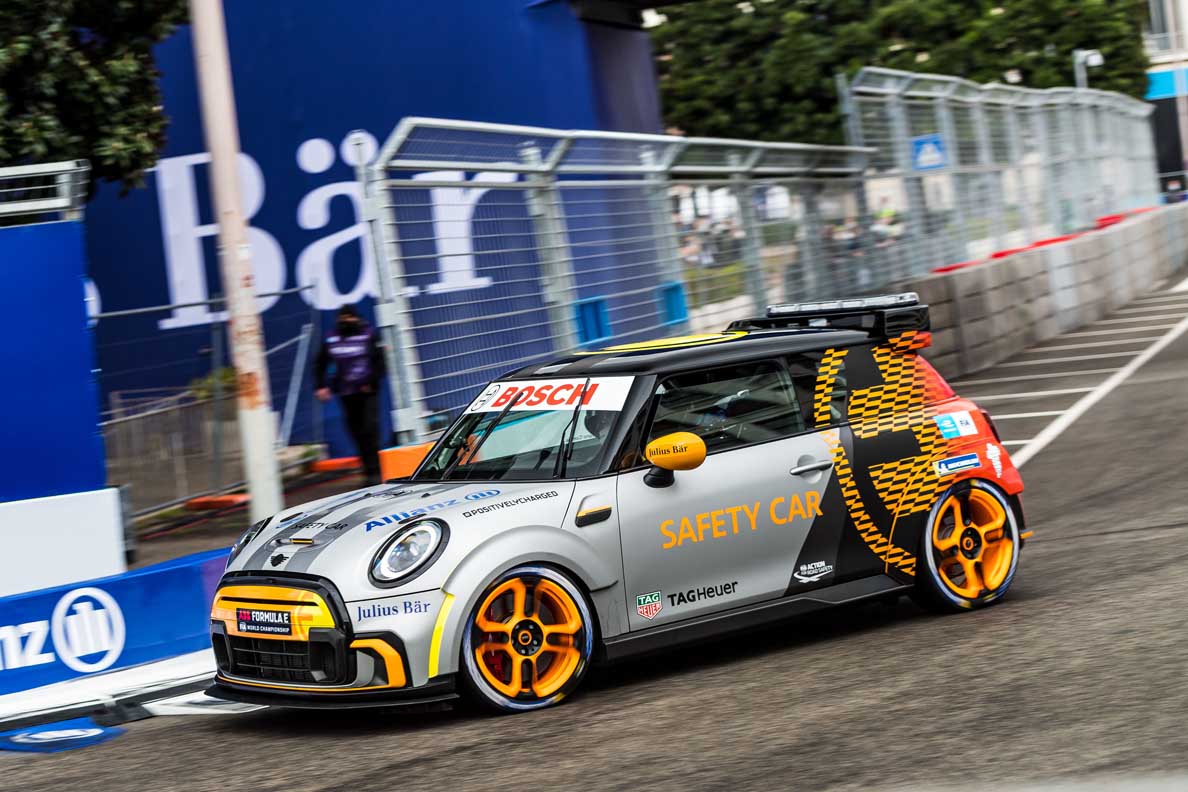 Mini Electric Pacesetter Inspired By JCW – New Formula E Safety Car Made Its Debut At Rome E-Prix