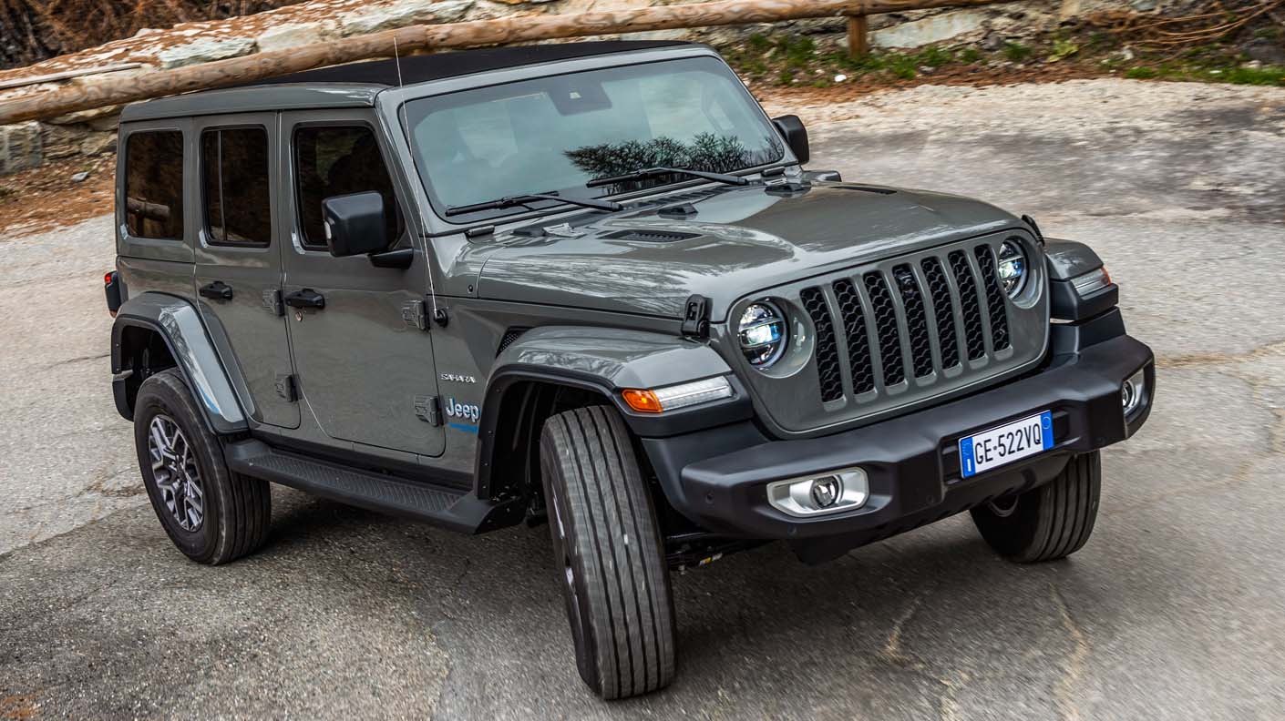 Jeep Wrangler 4xe Named Best 4x4 In 2022 Women's World Car Of The Year  Awards 