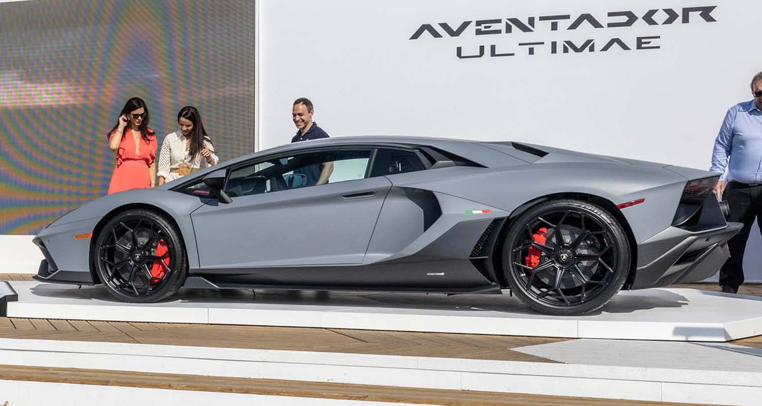Lamborghini Aventador LP 780-4 Ultimae (2022) - It Takes Time To Become  Timeless 