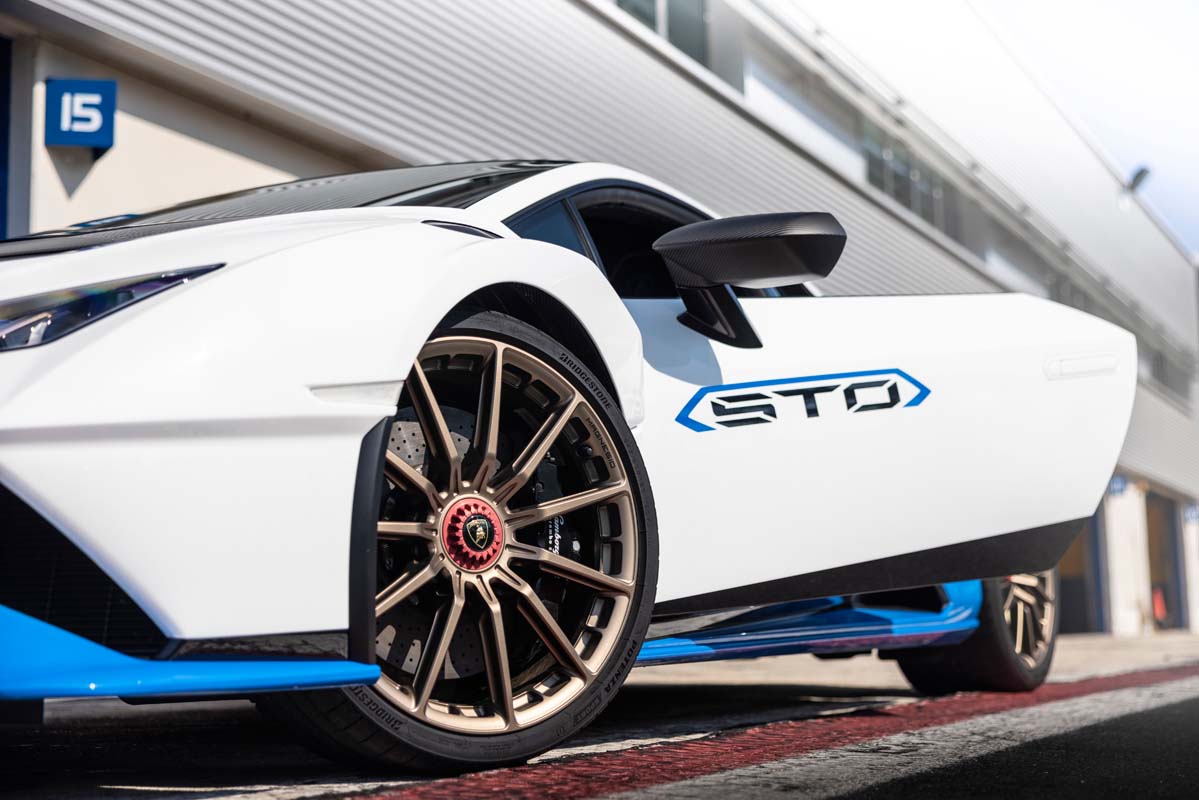 Bridgestone Partners With Lamborghini To Develop Bespoke Potenza Race Tyre For Huracán STO Supercar