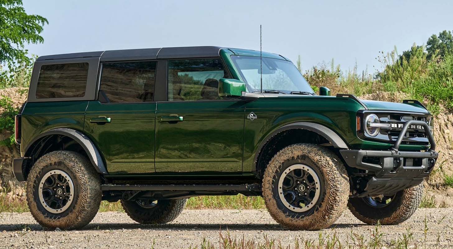 Inspired By Its Heritage – Eruption Green Paint Option Set For 2022 Ford Bronco