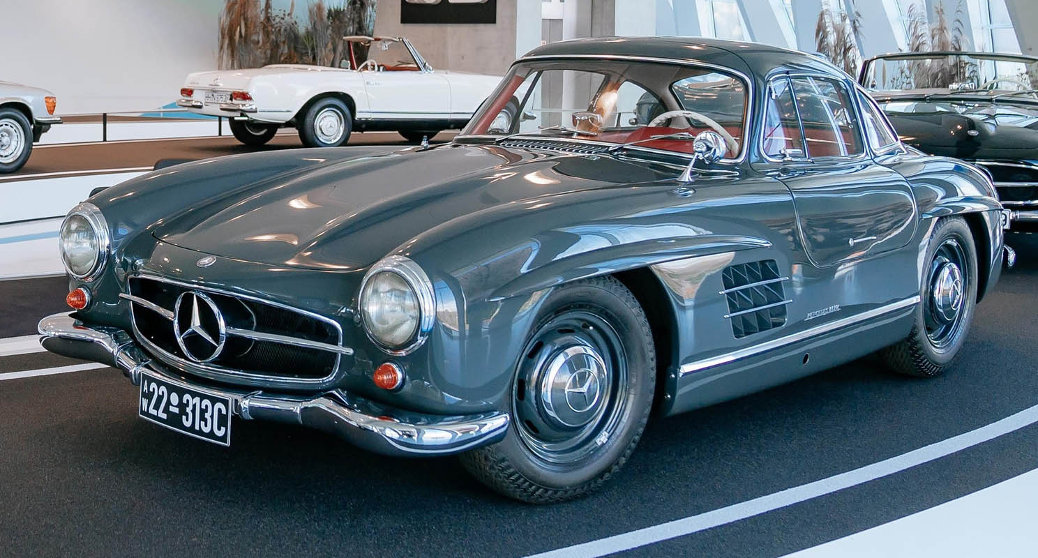 Mercedes-Benz 300SL (Gullwing)