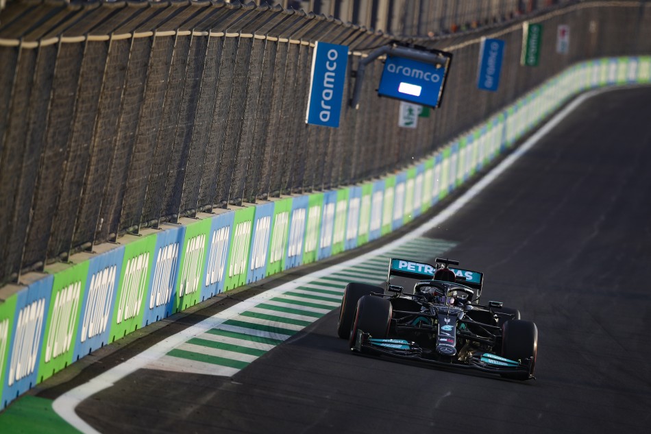 F1 – Hamilton Quickest In First Practice For Saudi Arabian gp, Just 0.056s Ahead Of Verstappen